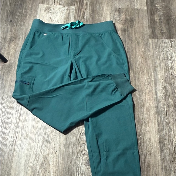 Figs Women BRAND NEW petite pants Caribbean Blue - Picture 4 of 5